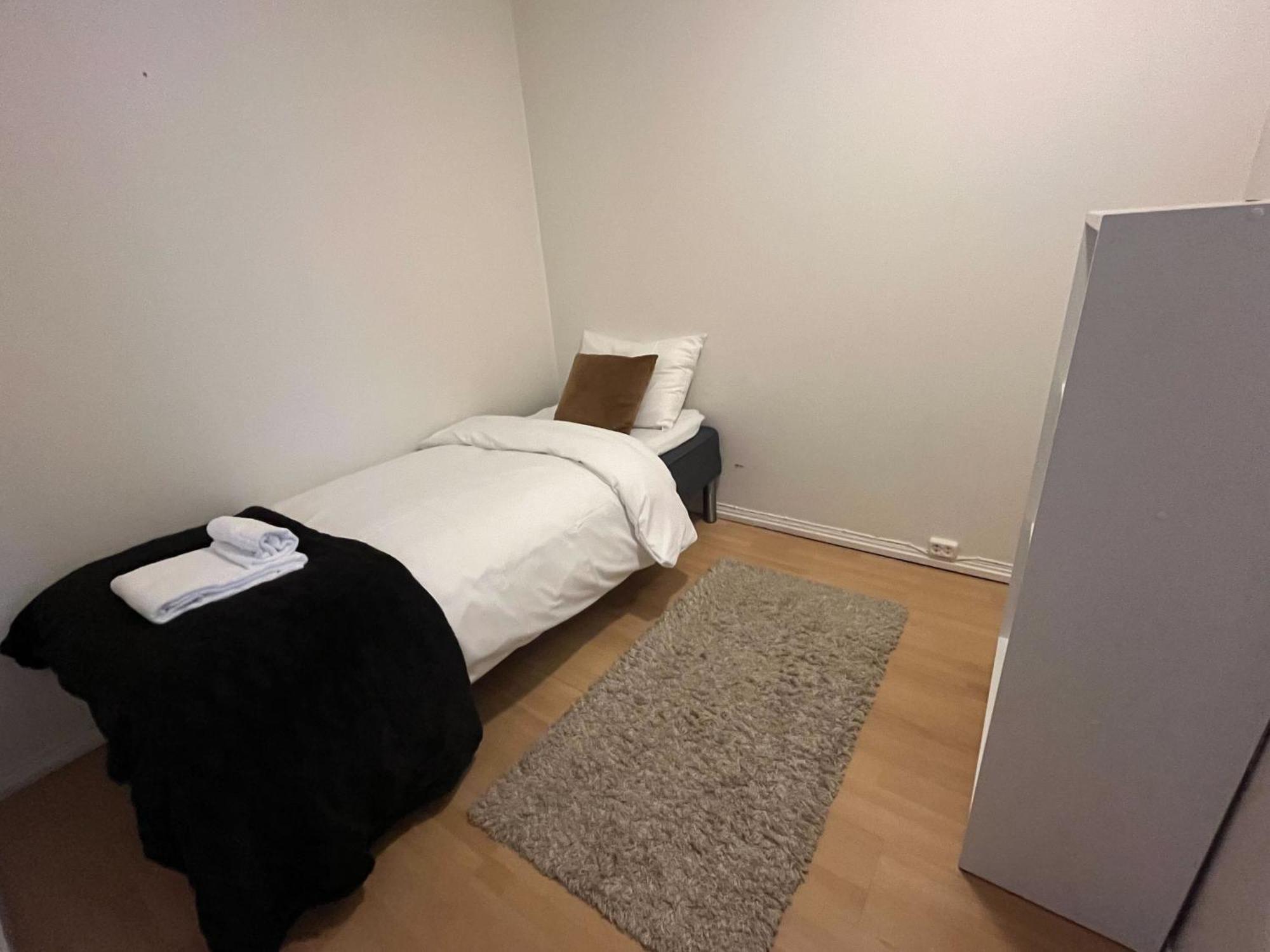 Enter Backpack Apartments ทรอมโซ ภายนอก รูปภาพ
