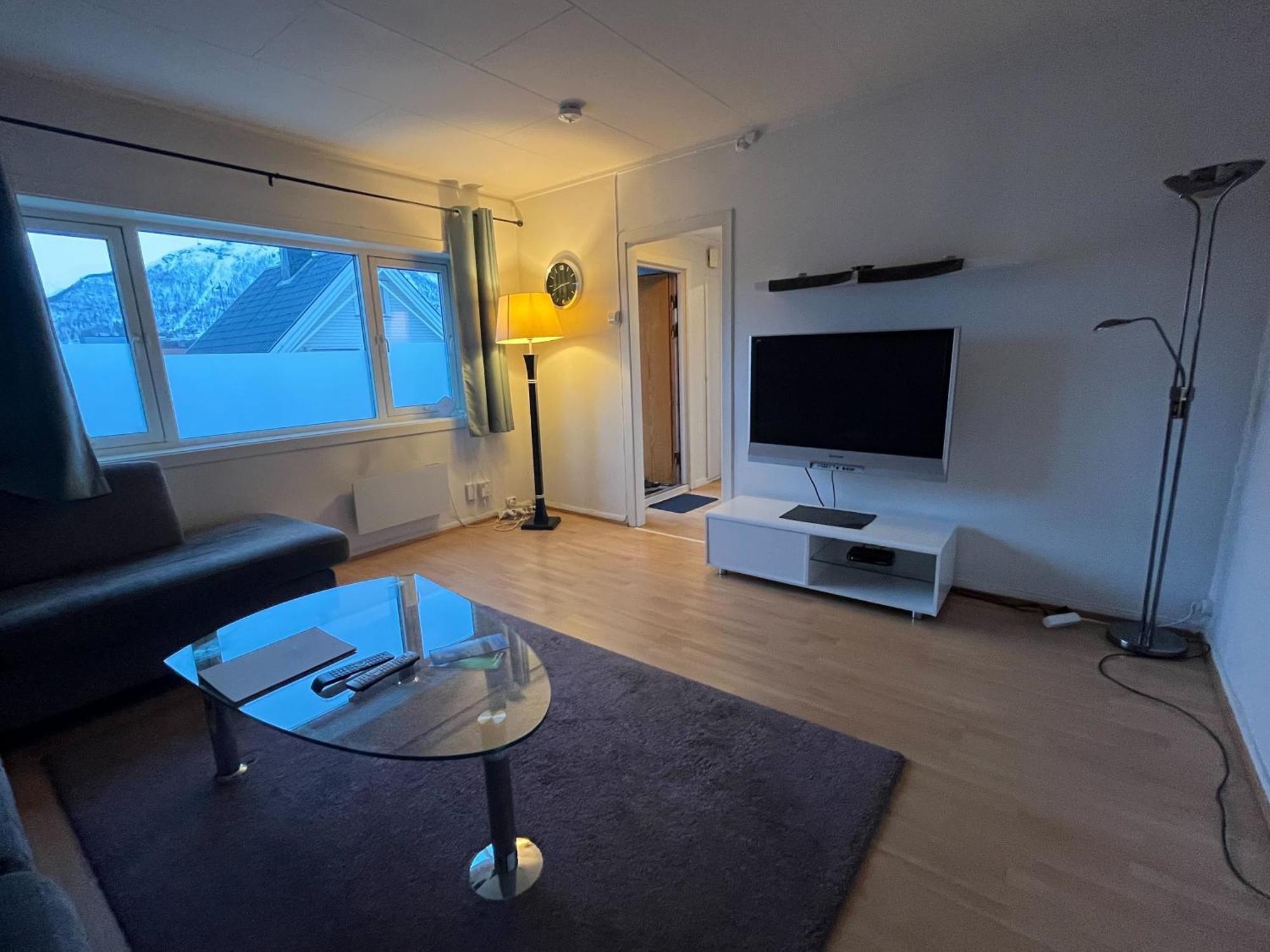 Enter Backpack Apartments ทรอมโซ ภายนอก รูปภาพ