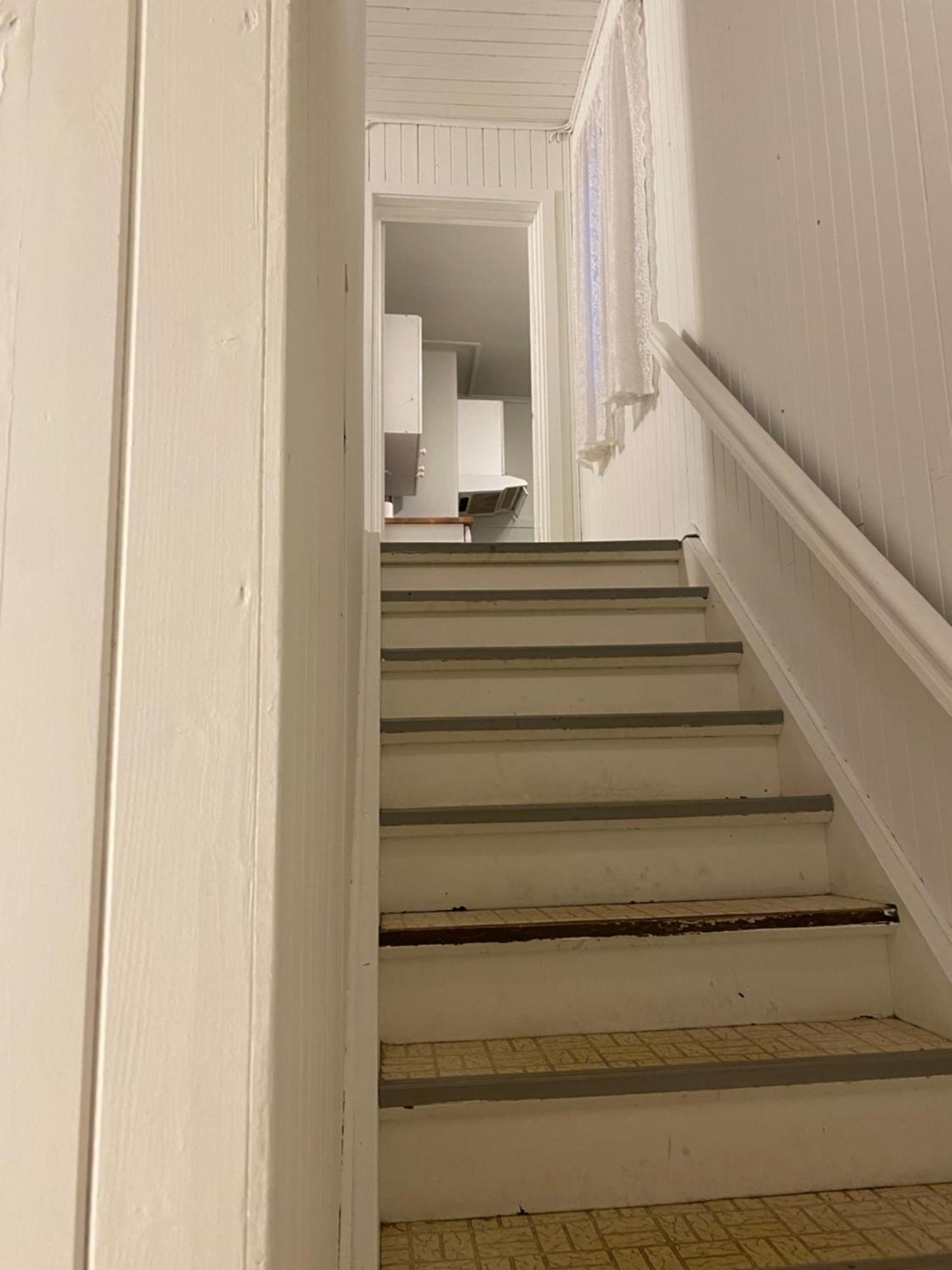 Enter Backpack Apartments ทรอมโซ ภายนอก รูปภาพ